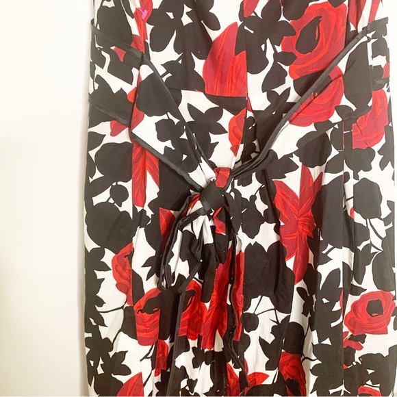 Hailey Morgan Women’s Red Rose & Black Cutout Dress! 16 - Picture 6 of 7